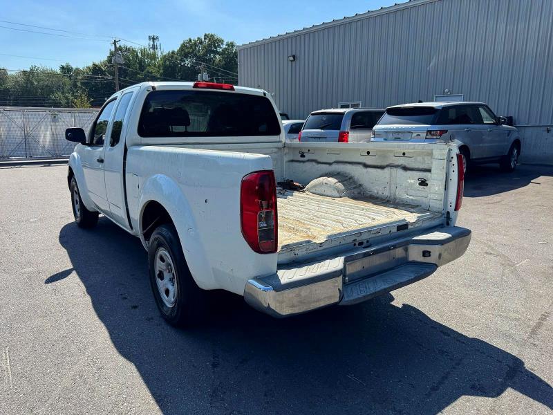 2015 Nissan VIN 1N6BD0CT8FN714616 COPART salvage auction — MINOR DENT/SCRATCHES, Fl - Certificate Of Title, sold $2,900 on 2026-07-29 (photo 2)