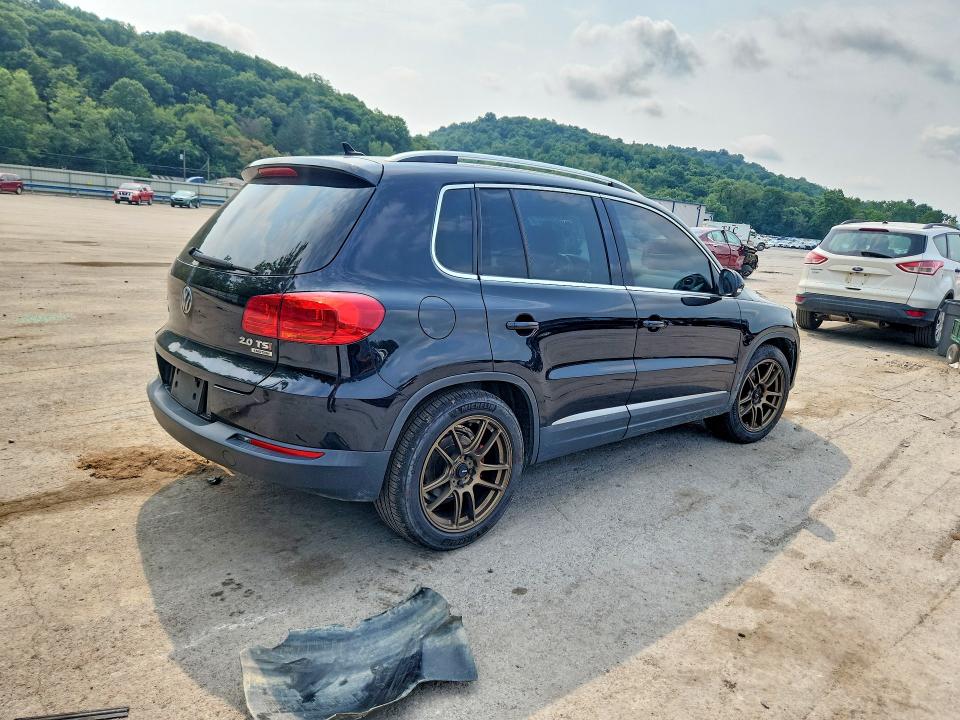 2015 Volkswagen Tiguan VIN WVGBV7AX5FW609889 COPART salvage auction — FRONT END, PA - CERTIFICATE OF SALVAGE, sold $1,600 on 2026-08-06 (photo 3)