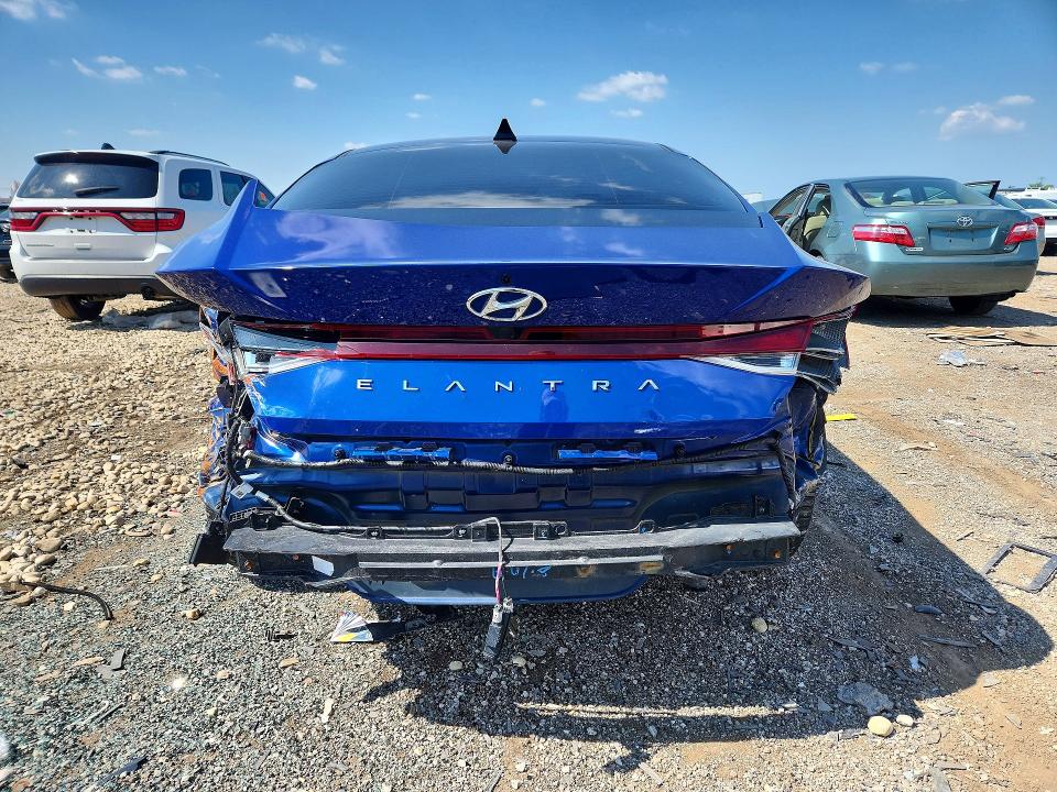 2023 Hyundai Elantra VIN 5NPLS4AG4PH098246 COPART salvage auction — REAR END, Il - Certificate Of Title, sold $4,650 on 2026-07-31 (photo 6)