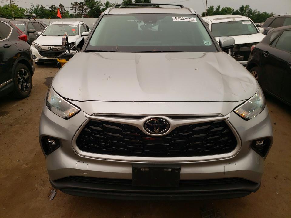 2023 Toyota Highlander VIN 5TDKDRBH6PS527617 COPART salvage auction — ROOF, Nj - Cert Of Title-Salvage, sold $12,100 on 2026-07-31 (photo 5)