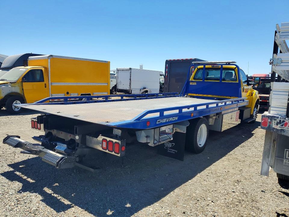2022 Ford VIN 1FDWF6DCXNDF01019 COPART salvage auction — MECHANICAL, Ca - Dis/Dlr/Exp Only Clean Title (P), sold $23,100 on 2026-08-03 (photo 3)