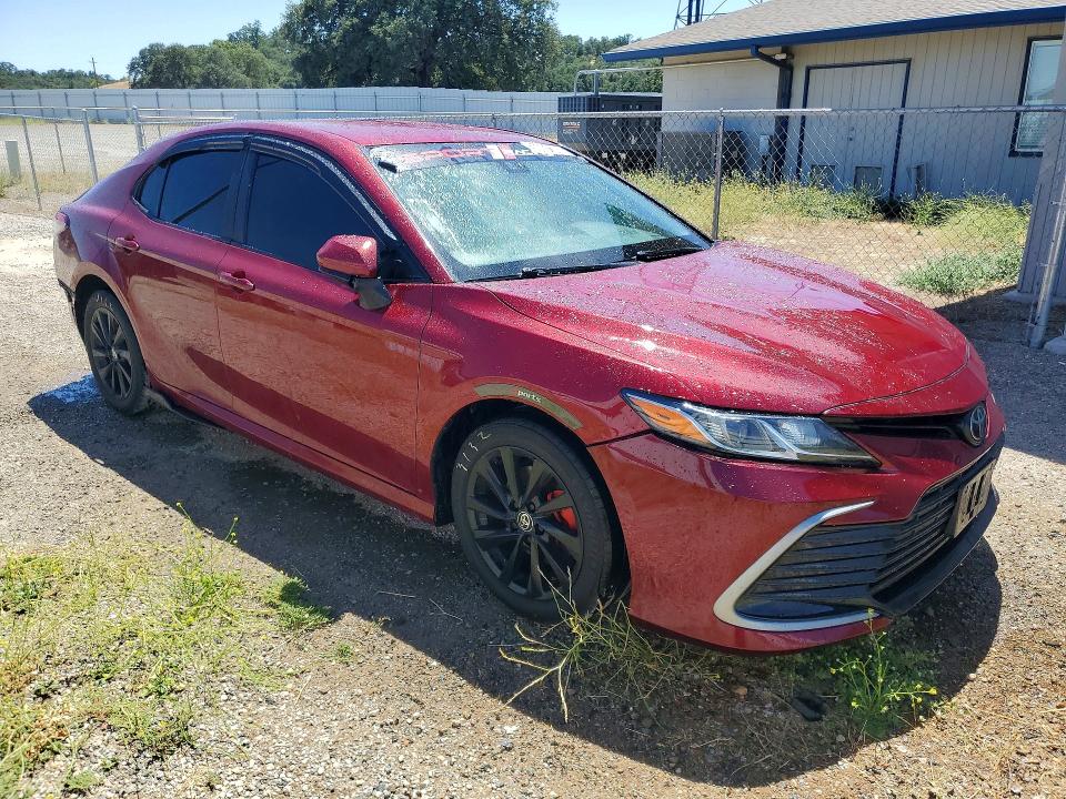 2022 Toyota Camry VIN 4T1C11AK5NU617969 COPART salvage auction — REAR END, CA - SALVAGE CERTIFICATE, sold $4,150 on 2026-07-22 (photo 4)