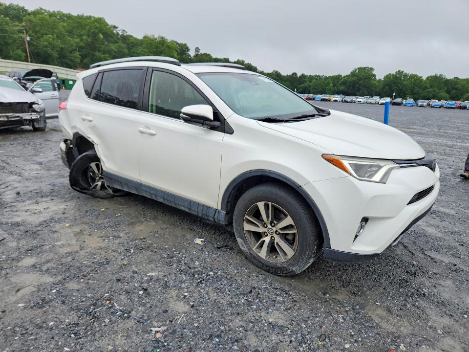 2018 Toyota Rav 4 VIN JTMWFREV0JJ747420 COPART salvage auction — REAR END, Nc - Salvage Certificate Of Title, sold $2,250 on 2026-07-29 (photo 4)