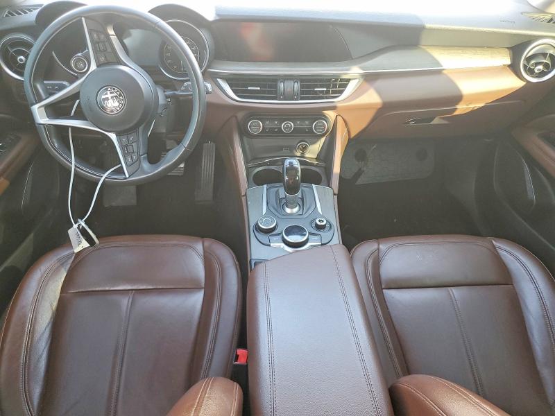 2018 Alfa romeo Stelvio VIN ZASFAKBN2J7B99712 COPART salvage auction — MINOR DENT/SCRATCHES, OH - CERTIFICATE OF TITLE (P), sold $7,000 on 2026-07-29 (photo 8)