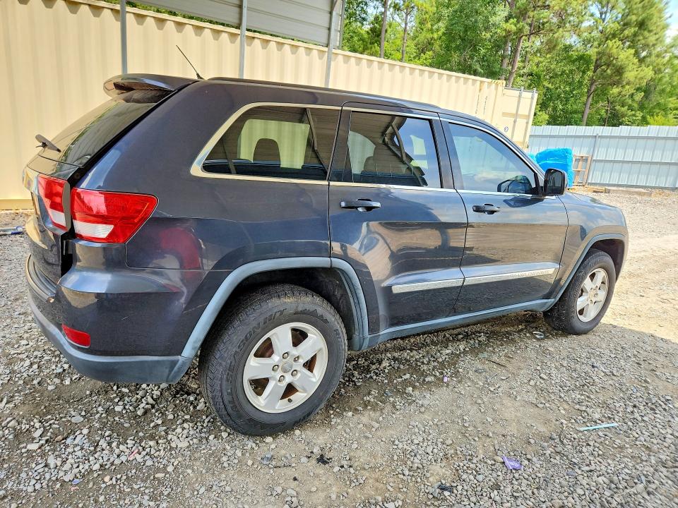 2012 Jeep Grand cherokee VIN 1C4RJFAG6CC325676 COPART salvage auction — MINOR DENT/SCRATCHES, Ga - Certificate Of Title, sold $600 on 2026-07-28 (photo 3)