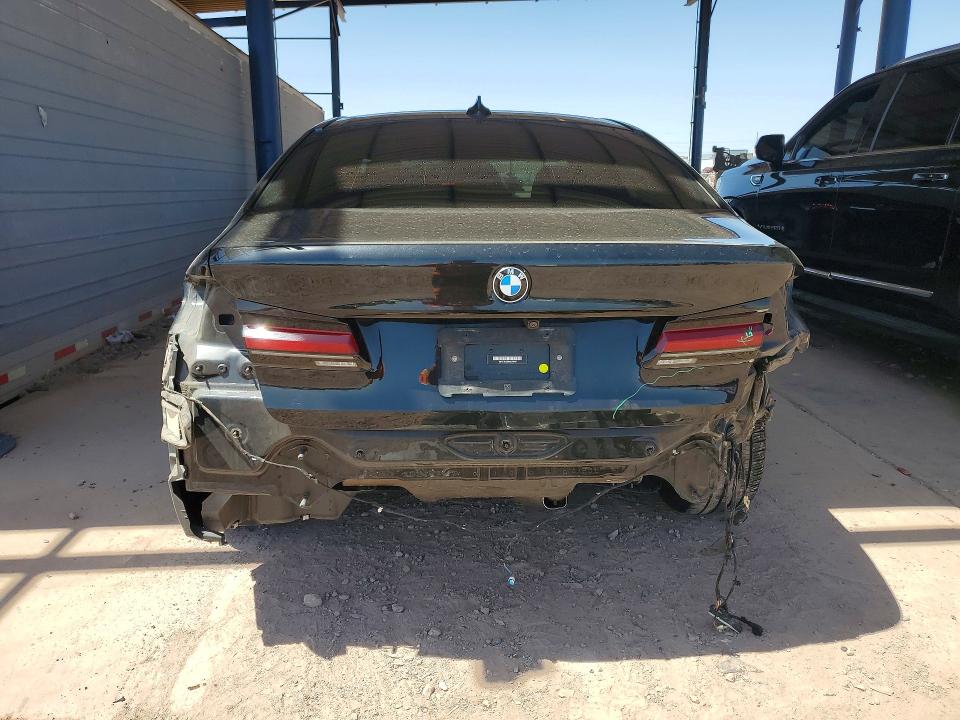2022 BMW 5er VIN WBA13BJ05NWX75644 COPART salvage auction — REAR END, Az - Cert Of Title - Salvage, sold $16,500 on 2026-08-04 (photo 6)