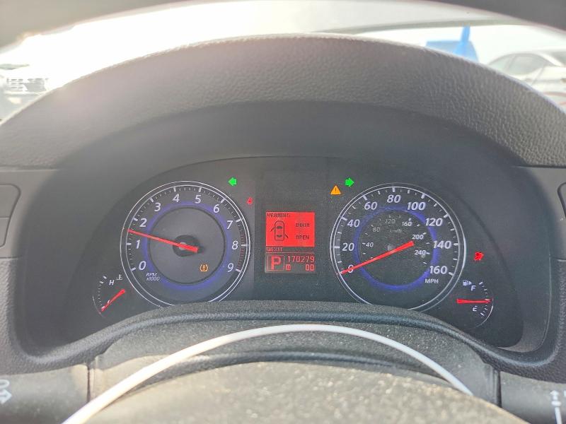 2007 Infiniti G35 VIN JNKBV61E97M717344 COPART salvage auction — MINOR DENT/SCRATCHES, TX - CERT OF TITLE-REBUILT SALVAGE, sold $500 on 2026-07-30 (photo 9)