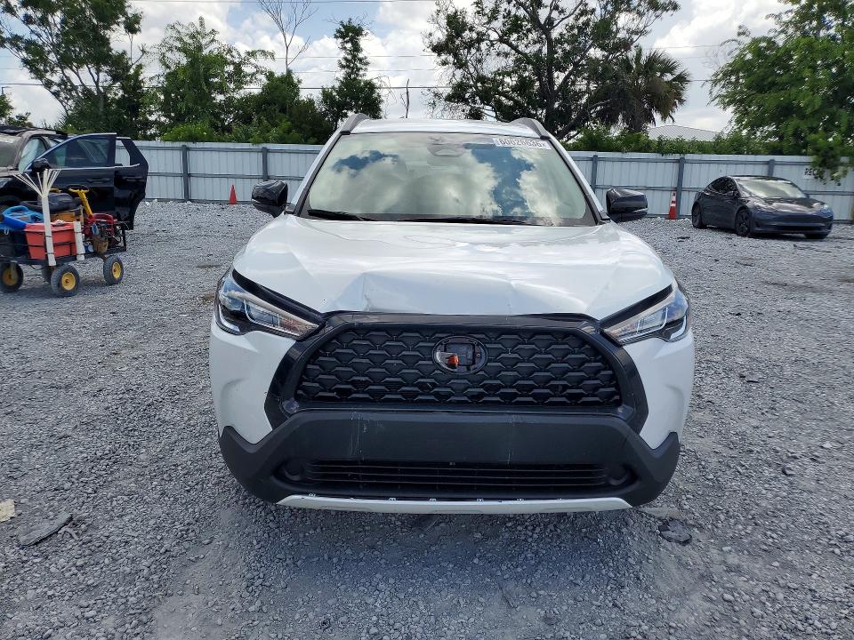 2025 Toyota Corolla cross VIN 7MUCAAAG8SV144509 COPART salvage auction — REAR END, FL - CERT OF TITLE SLVG REBUILDABLE, sold $25 on 2026-07-24 (photo 5)
