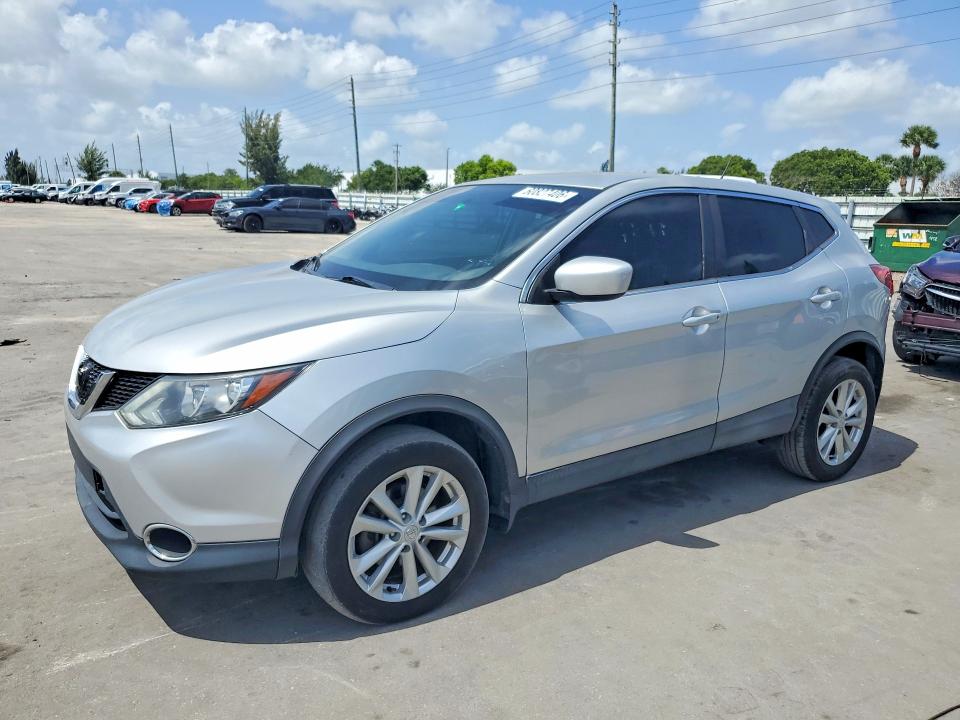 2017 Nissan Rogue VIN JN1BJ1CP9HW009974 COPART salvage auction — DAMAGE HISTORY, Salvage Title, sold $2,300 on 2026-07-22 (photo 1)