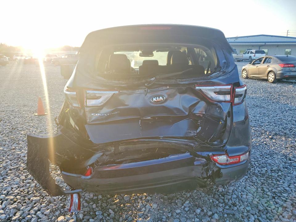 2018 Kia Sportage VIN KNDPNCAC8J7423041 COPART salvage auction — REAR END, Fl - Cert Of Title Slvg Rebuildable, sold $15 on 2026-07-31 (photo 6)