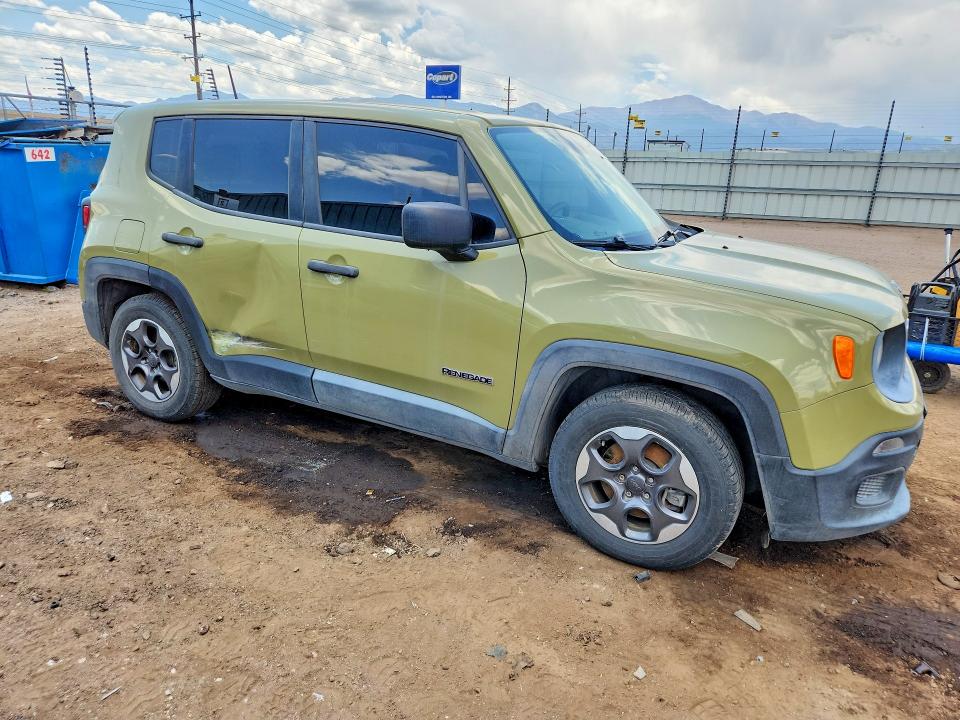 2015 Jeep Renegade VIN ZACCJAAH7FPC04303 COPART salvage auction — SIDE, CO - DIS/DLR/EXP ONLY CLEAN TITLE, sold $250 on 2026-07-22 (photo 4)