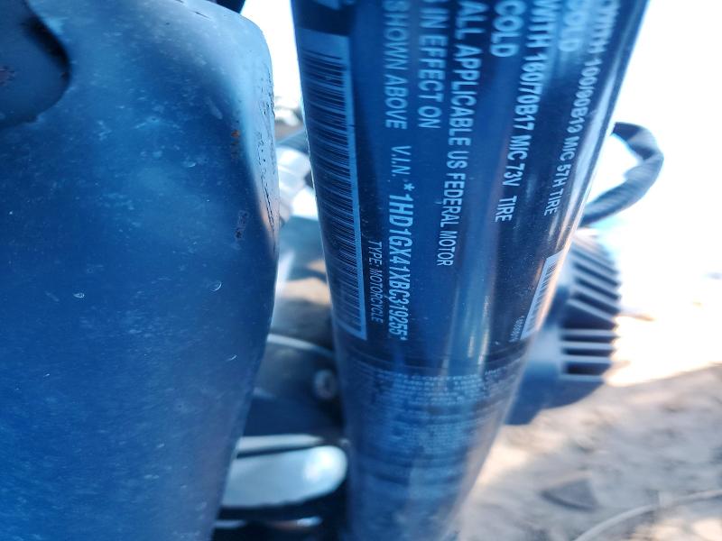 2011 Harley-davidson Fxdb VIN 1HD1GX41XBC319255 COPART salvage auction — ROLLOVER, FL - CERT OF TITLE SLVG REBUILDABLE, sold $575 on 2026-07-20 (photo 9)