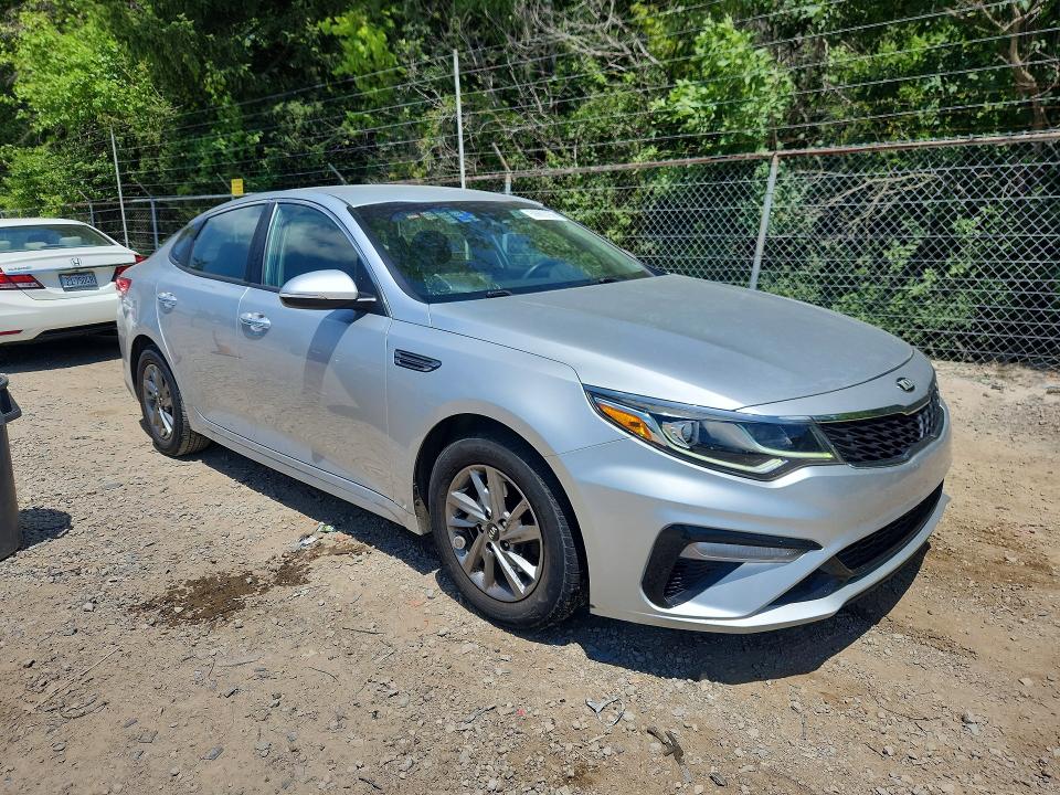 2019 Kia Optima VIN 5XXGT4L3XKG296097 COPART salvage auction — MINOR DENT/SCRATCHES, Oh - Certificate Of Title, sold $825 on 2026-07-29 (photo 4)