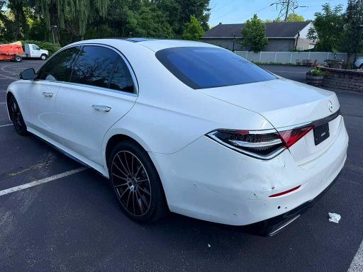 2022 Mercedes-benz S-klasse VIN W1K6G7GB3NA106035 COPART salvage auction — MINOR DENT/SCRATCHES, Salvage Title, sold $48,500 on 2026-07-30 (photo 2)