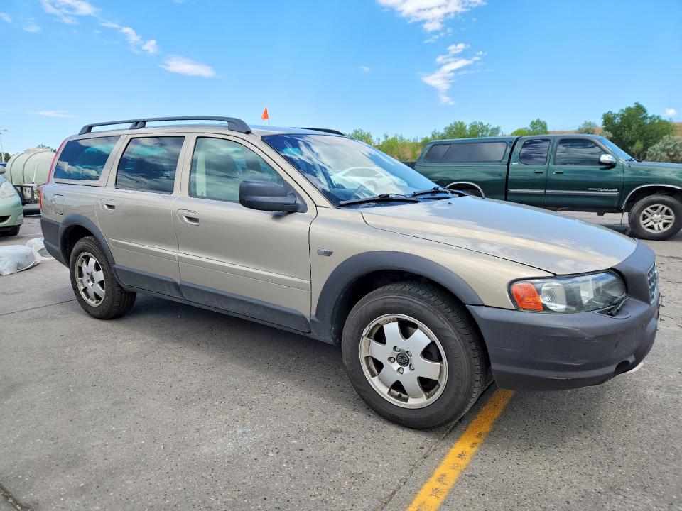 2004 Volvo Xc70 VIN YV1SZ59H441137926 COPART salvage auction — REAR END, Co - Public - Salvage Title, sold $675 on 2026-07-15 (photo 4)