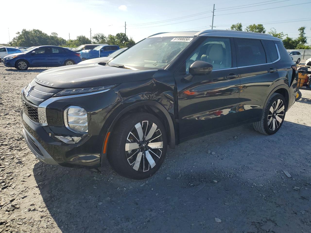 2025 Mitsubishi Outlander VIN JA4J4WA8XSZ025688 — COPART salvage auction photo