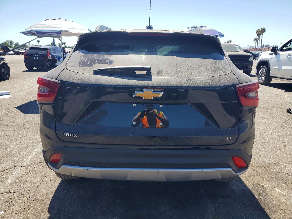 2026 Chevrolet Trax VIN KL77LHEP5TC152754 COPART salvage auction — ROLLOVER, CA - SALVAGE ACQUISITION BILLOFSALE, sold $150 on 2026-07-28 (photo 6)