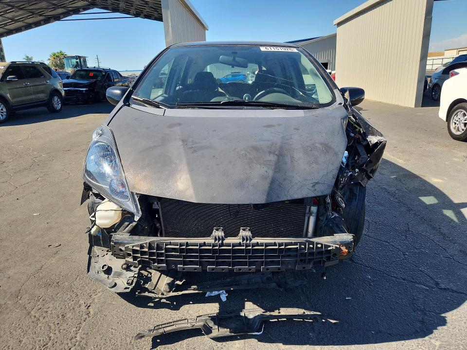 2009 Honda Fit VIN JHMGE88499S023038 COPART salvage auction — FRONT END, Ca - Salvage Certificate, sold $450 on 2026-07-27 (photo 5)