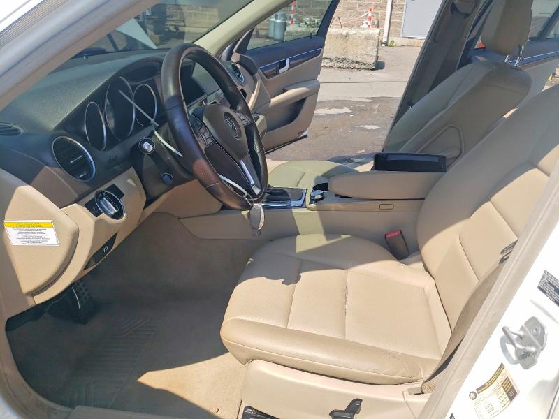 2013 Mercedes-benz C-klasse VIN WDDGF8AB5DR258758 COPART salvage auction — FRONT END, Salvage Title, sold $675 on 2026-07-28 (photo 7)