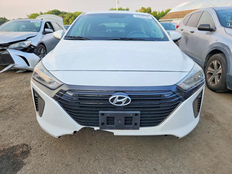 2017 Hyundai Ioniq VIN KMHC65LCXHU031450 COPART salvage auction — FRONT END, Ct - Certificate Of Title (P), sold $600 on 2026-07-30 (photo 5)