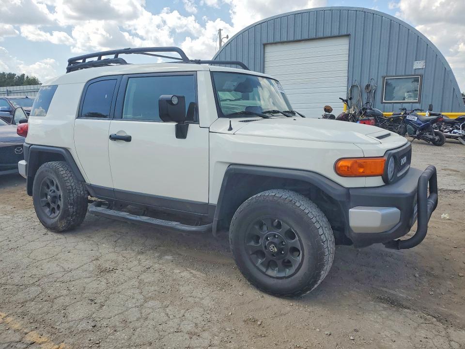 2013 Toyota Fj cruiser VIN JTEBU4BF9DK169252 COPART salvage auction — UNDERCARRIAGE, Ks - Cert Of Title-Salvage, sold $1,150 on 2026-07-27 (photo 4)