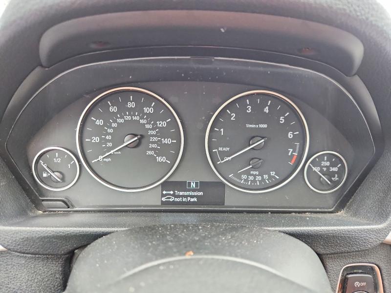 2013 BMW 3er VIN WBA3B5G58DNS03195 COPART salvage auction — MINOR DENT/SCRATCHES, Pa - Cert Of Title, sold $1,050 on 2026-07-13 (photo 9)