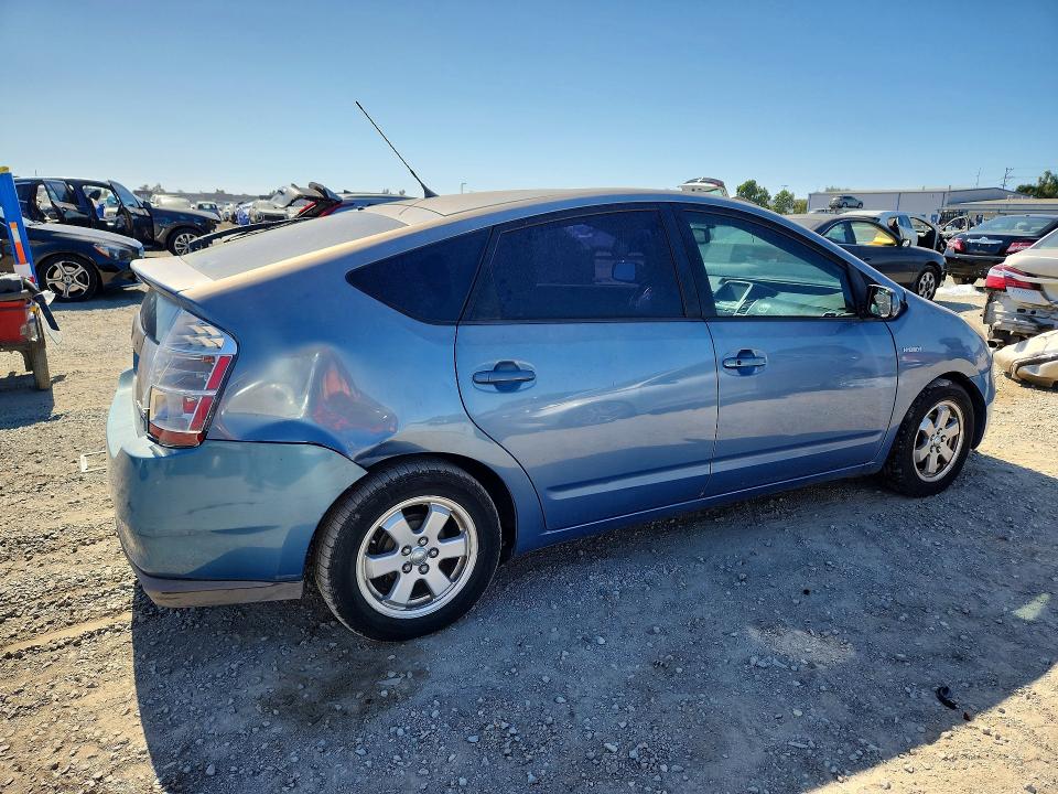 2008 Toyota Prius VIN JTDKB20U187745294 COPART salvage auction — FRONT END, CA - DIS/DLR/EXP ONLY CLEAN TITLE, sold $600 on 2026-07-31 (photo 3)