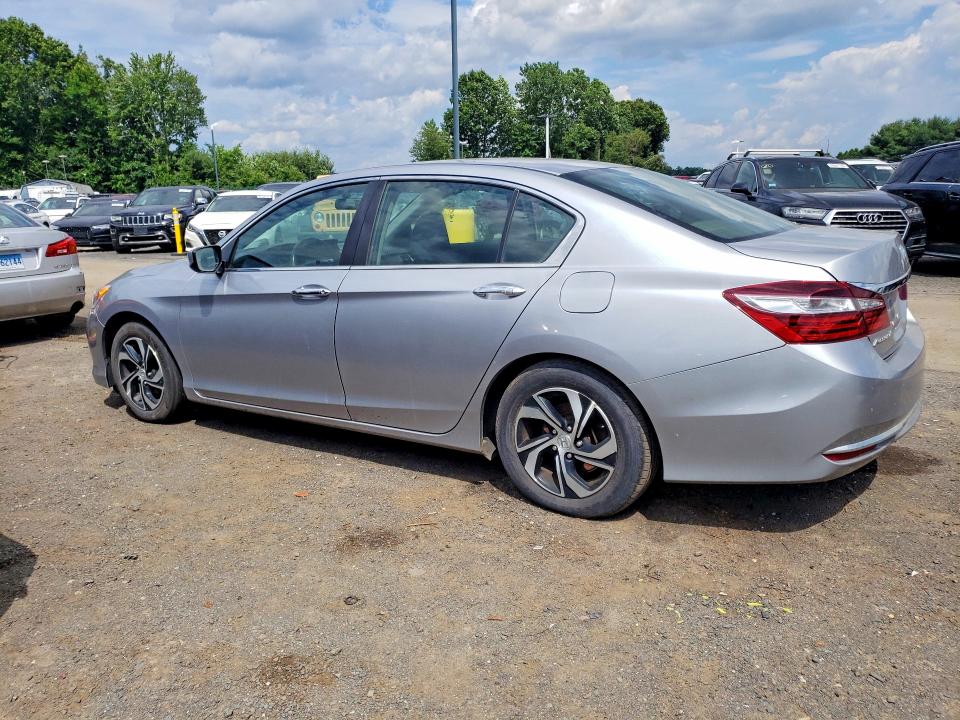 2017 Honda Accord VIN 1HGCR2F34HA202590 COPART salvage auction — MINOR DENT/SCRATCHES, VA - CERTIFICATE OF TITLE, sold $1,150 on 2026-07-10 (photo 2)