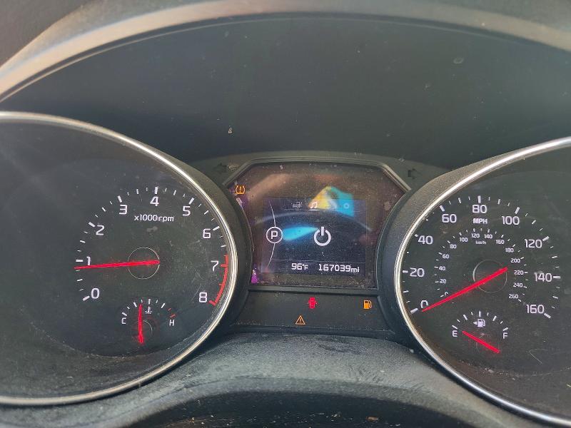 2017 Kia SEDONA VIN KNDMB5C15H6265955 COPART salvage auction — SIDE, MO - CERTIFICATE OF TITLE, sold $850 on 2026-07-17 (photo 9)