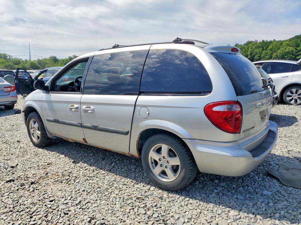 2006 Dodge Caravan VIN 1D4GP45R36B502140 COPART salvage auction — MINOR DENT/SCRATCHES, MA - CERTIFICATE OF TITLE, sold $400 on 2026-07-30 (photo 2)