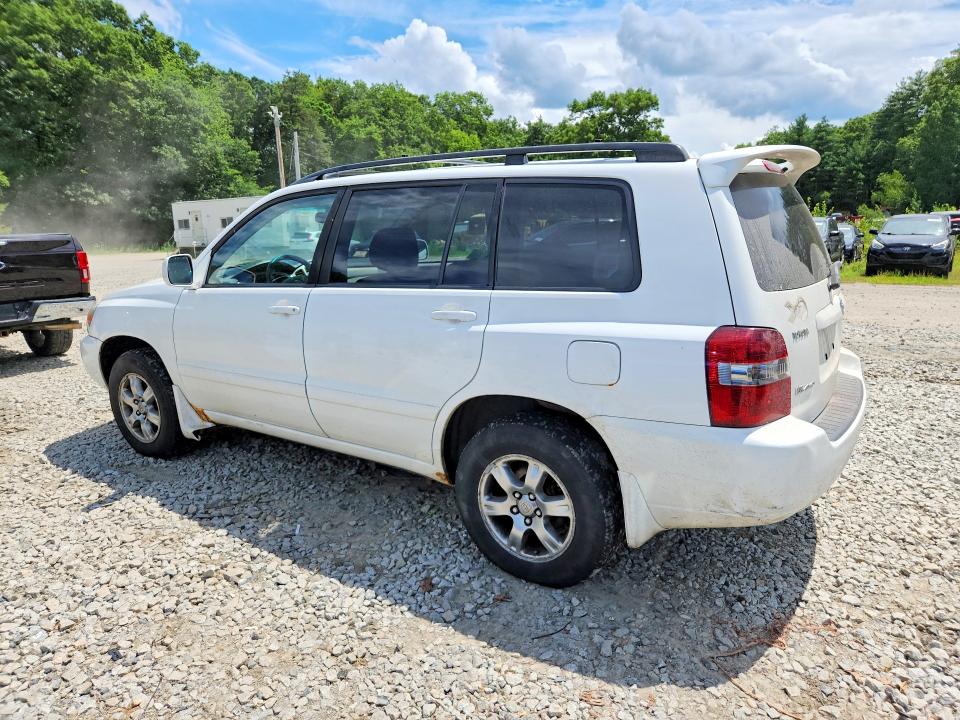 2004 Toyota Highlander VIN JTEEP21AX40022349 COPART salvage auction — MINOR DENT/SCRATCHES, MA - CERTIFICATE OF TITLE, sold $1,200 on 2026-07-30 (photo 2)