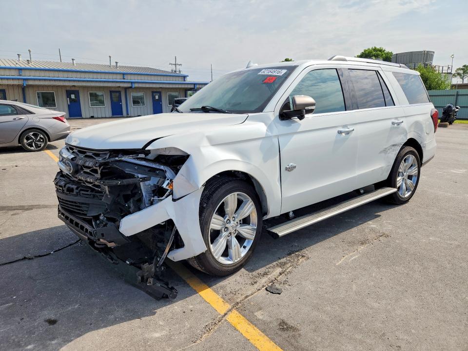 2024 Ford Expedition VIN 1FMJU1P80REA63007 — COPART salvage auction photo