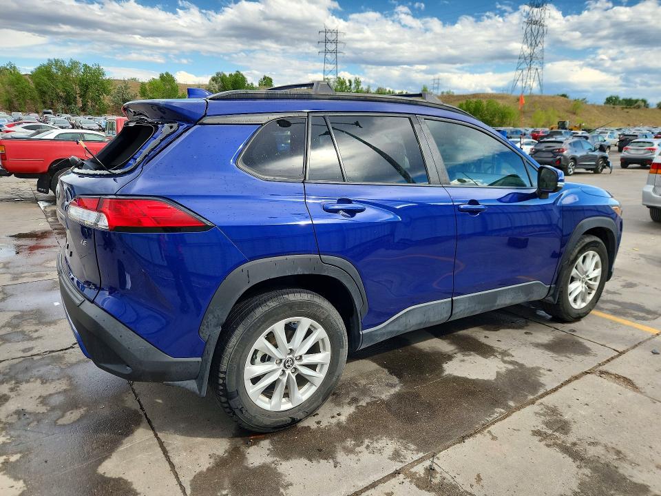 2024 Toyota Corolla cross VIN 7MUCAAAG5RV073568 COPART salvage auction — HAIL, Co - Certificate Of Title, sold $8,200 on 2026-07-27 (photo 3)