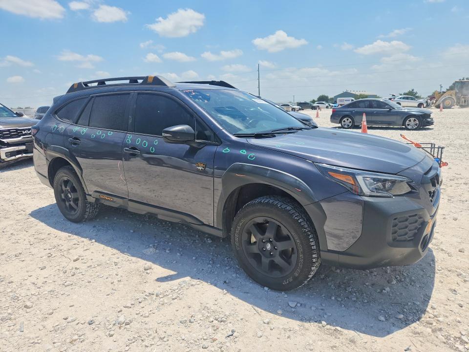 2024 Subaru Outback VIN 4S4BTGSDXR3286567 COPART salvage auction — MINOR DENT/SCRATCHES, Tx - Salvage Vehicle Title, sold $12,800 on 2026-08-20 (photo 4)