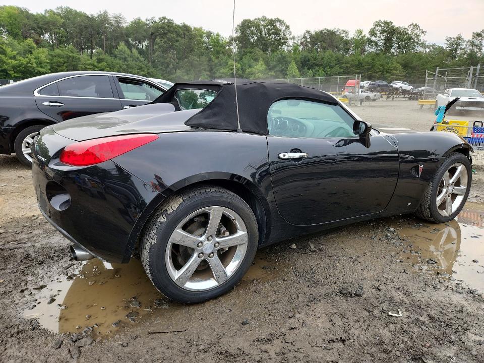 2007 Pontiac Solstice VIN 1G2MB35B27Y107266 COPART salvage auction — FRONT END, MD - CERT OF SALVAGE > 75% DAMAGE (P), sold $525 on 2026-07-31 (photo 3)