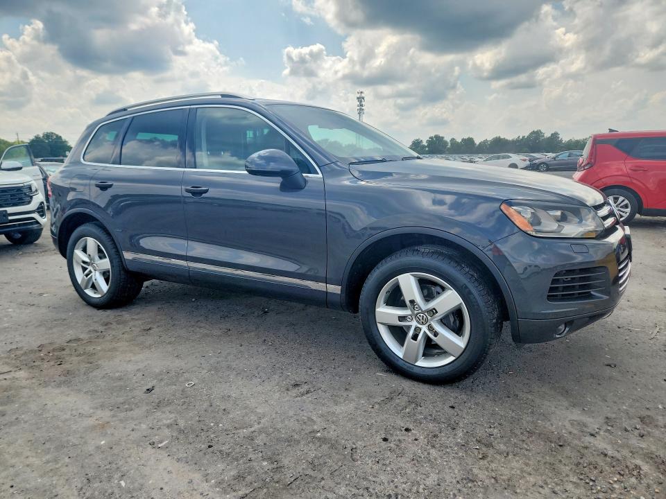 2012 Volkswagen Touareg VIN WVGEF9BPXCD009980 COPART salvage auction — FRONT END, Va - Certificate Of Title, sold $500 on 2026-07-22 (photo 4)