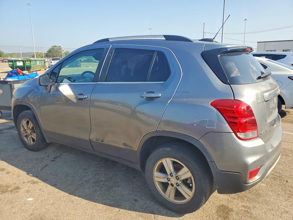2020 Chevrolet Trax VIN 3GNCJPSB9LL165190 COPART salvage auction — SIDE, Oh - Certificate Of Title, sold $2,850 on 2026-07-21 (photo 2)