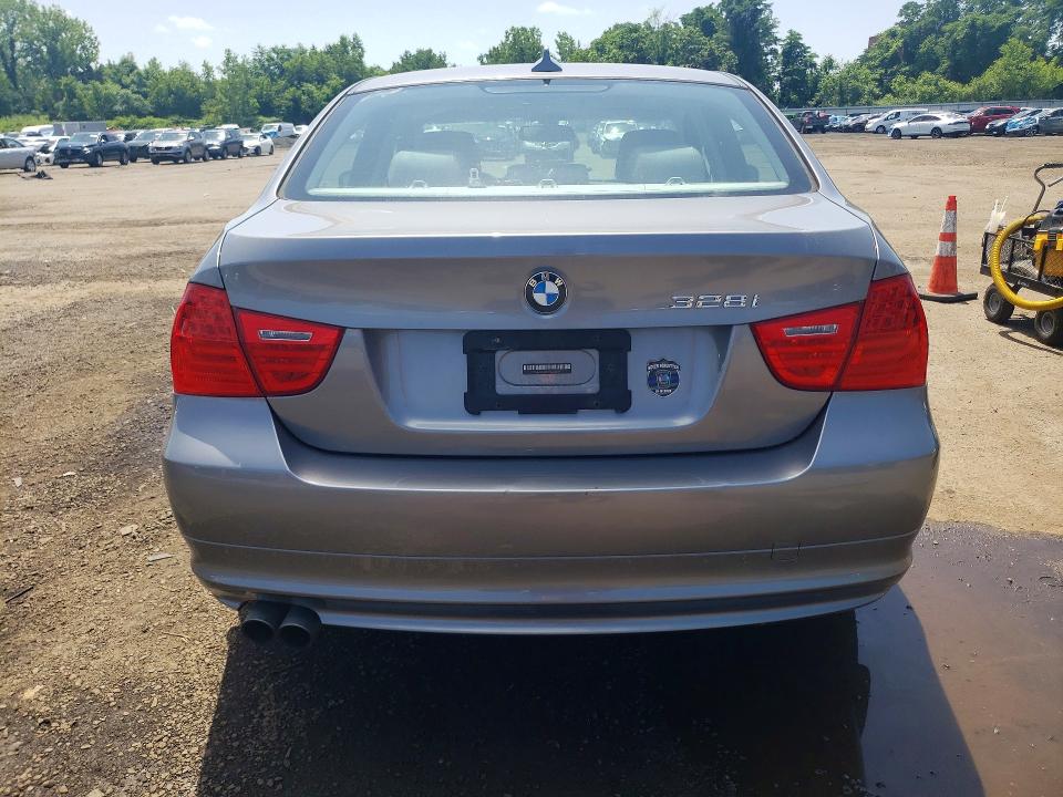 2009 BMW 3 series VIN WBAPK53519A643278 COPART salvage auction — SIDE, CT - CERT OF TITLE-SALVAGE, sold $450 on 2026-07-28 (photo 6)