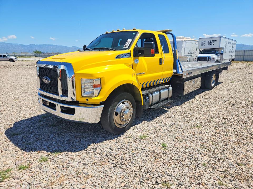 2019 Ford F-650 VIN 1FDWX6DE5KDF08471 — COPART salvage auction photo