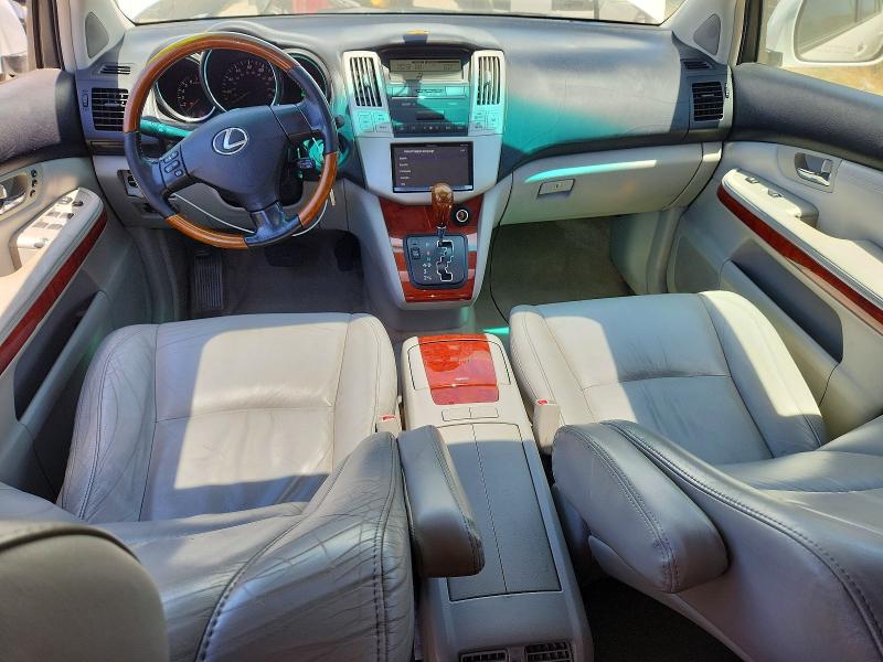 2004 Lexus Rx 330 VIN JTJGA31U540043119 COPART salvage auction — MINOR DENT/SCRATCHES, CA - DIS/DLR/EXP ONLY CLEAN TITLE, sold $1,450 on 2026-07-13 (photo 8)