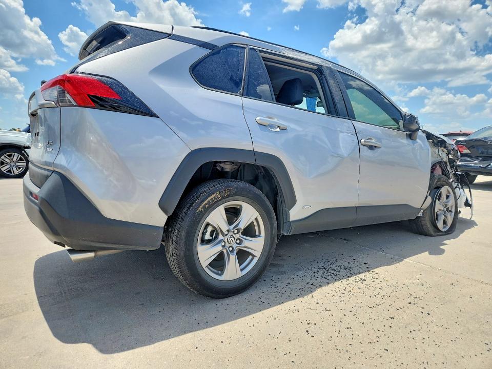 2025 Toyota Rav 4 VIN JTMLWRFV0SD308218 COPART salvage auction — FRONT END, Tx - Salvage Vehicle Title, sold $11,700 on 2026-07-13 (photo 3)
