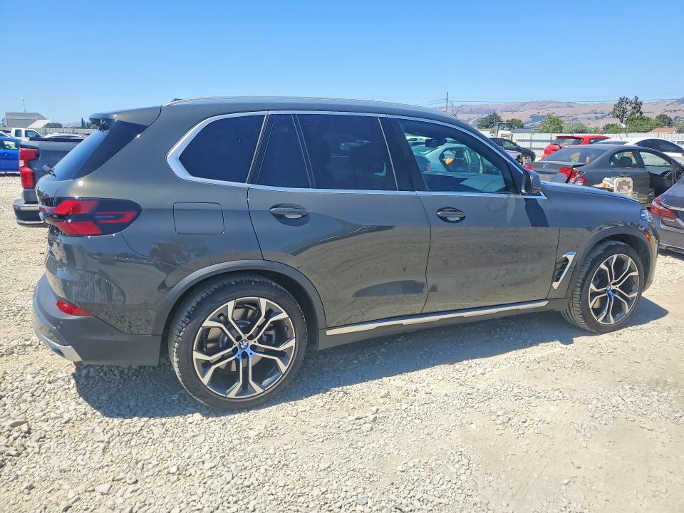 2026 BMW X5 VIN 5UX43EU08T9039076 COPART salvage auction — UNDERCARRIAGE, Ca - Salvage Certificate, sold $15,700 on 2026-07-30 (photo 3)