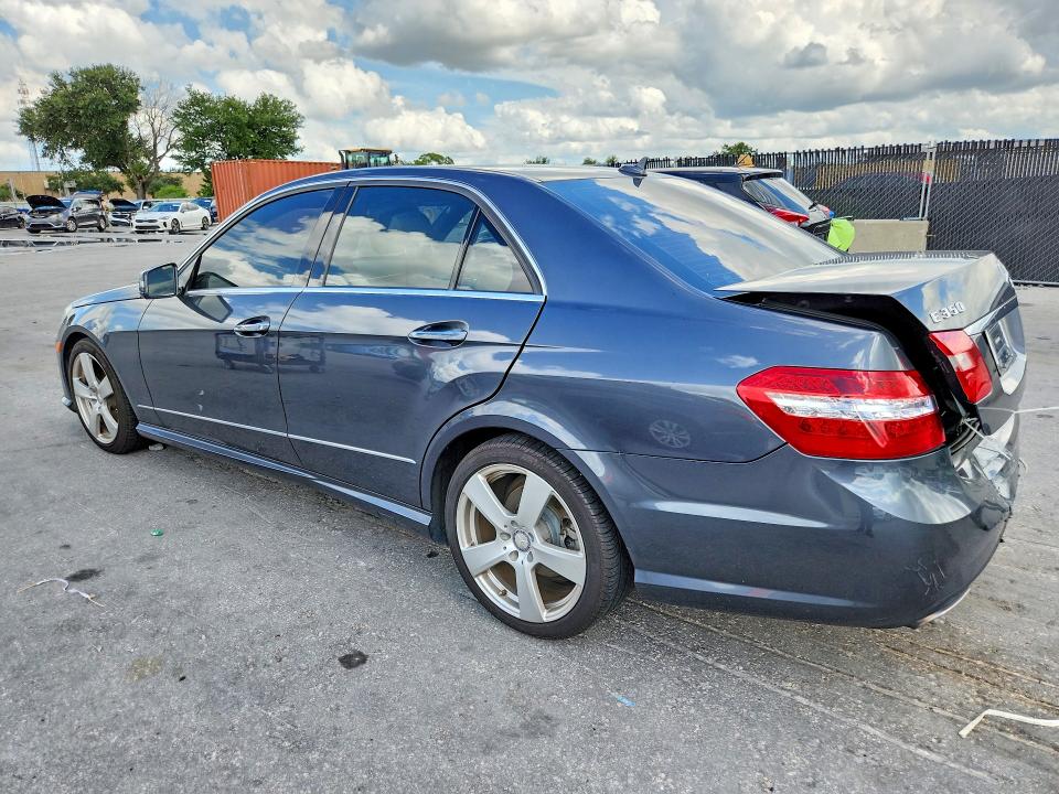 2010 Mercedes-benz E-klasse VIN WDDHF5GB5AA162178 COPART salvage auction — REAR END, Fl - Cert Of Title Slvg Rebuildable, sold $35 on 2026-07-21 (photo 2)