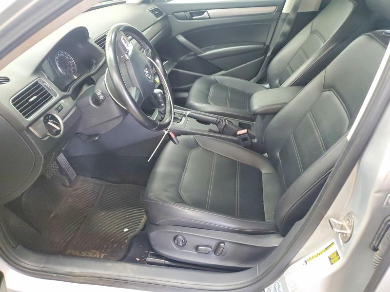 2015 Volkswagen Passat VIN 1VWAT7A36FC094242 COPART salvage auction — DAMAGE HISTORY, Mi - Dlr Only - Cln Ttl Exceeds 25%, sold $475 on 2026-08-12 (photo 7)