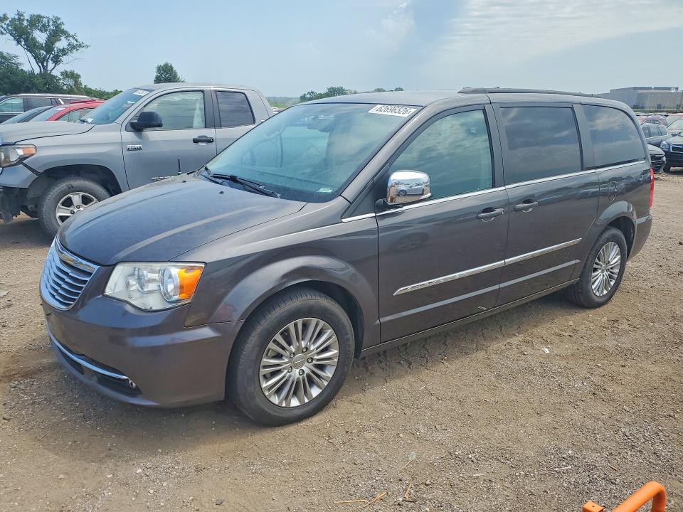 2015 Chrysler Voyager VIN 2C4RC1CG0FR561889 COPART salvage auction — MINOR DENT/SCRATCHES, Ia - Certificate Of Title, sold $725 on 2026-07-31 (photo 1)