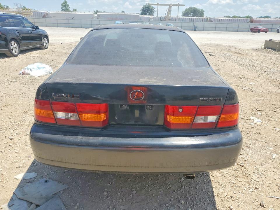 1999 Lexus Es 300 VIN JT8BF28G0X0197474 COPART salvage auction — SIDE, Ks - Dealer Only Clean Title, sold $525 on 2026-07-09 (photo 6)
