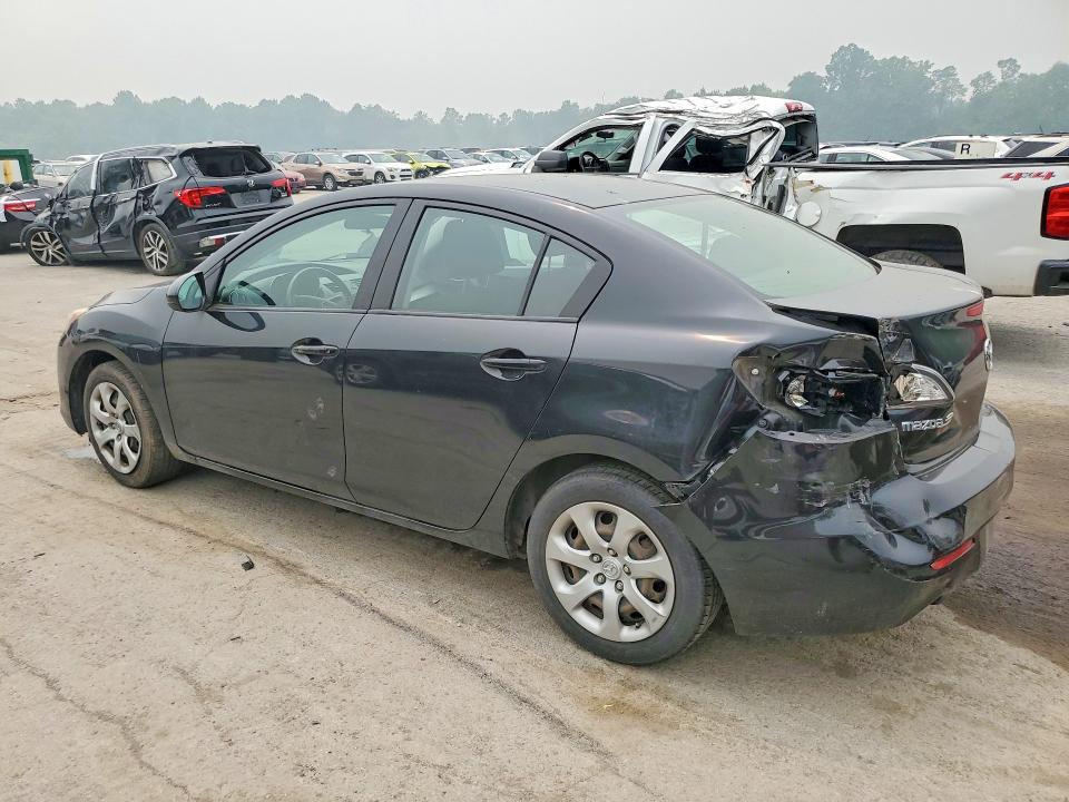 2013 Mazda 3 VIN JM1BL1TG1D1848905 COPART salvage auction — UNDERCARRIAGE, PA - CERTIFICATE OF SALVAGE, sold $100 on 2026-07-23 (photo 2)