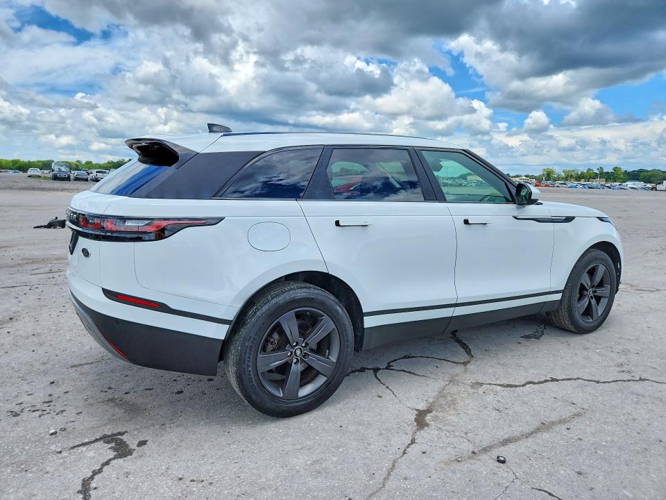 2020 Land rover Range rover velar VIN SALYB2EX8LA286623 COPART salvage auction — NORMAL WEAR, FL - CERTIFICATE OF TITLE (P), sold $10,900 on 2026-07-27 (photo 3)