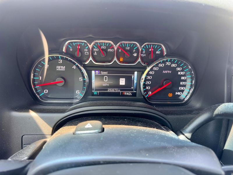 2019 Chevrolet Suburban VIN 1GNSKHKC7KR132008 COPART salvage auction — NORMAL WEAR, Ny - Certificate Of Title (P), sold $4,750 on 2026-07-09 (photo 8)