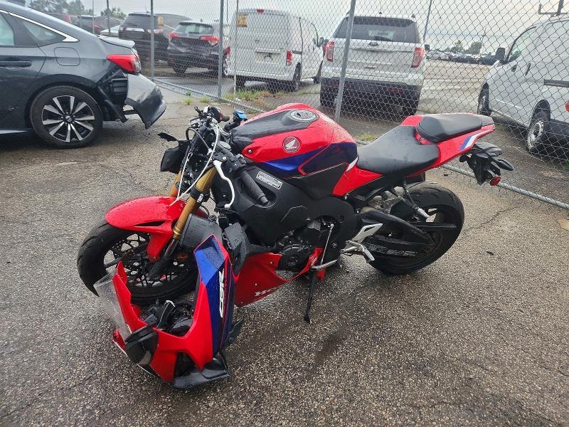 2024 Honda Cbr VIN JH2SC7713RK700160 COPART salvage auction — FRONT END, Oh - Cert Of Title-Salvage, sold $5,000 on 2026-07-16 (photo 3)